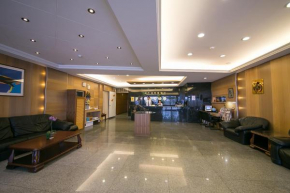 Гостиница Jiuning Business Hotel  Tainan